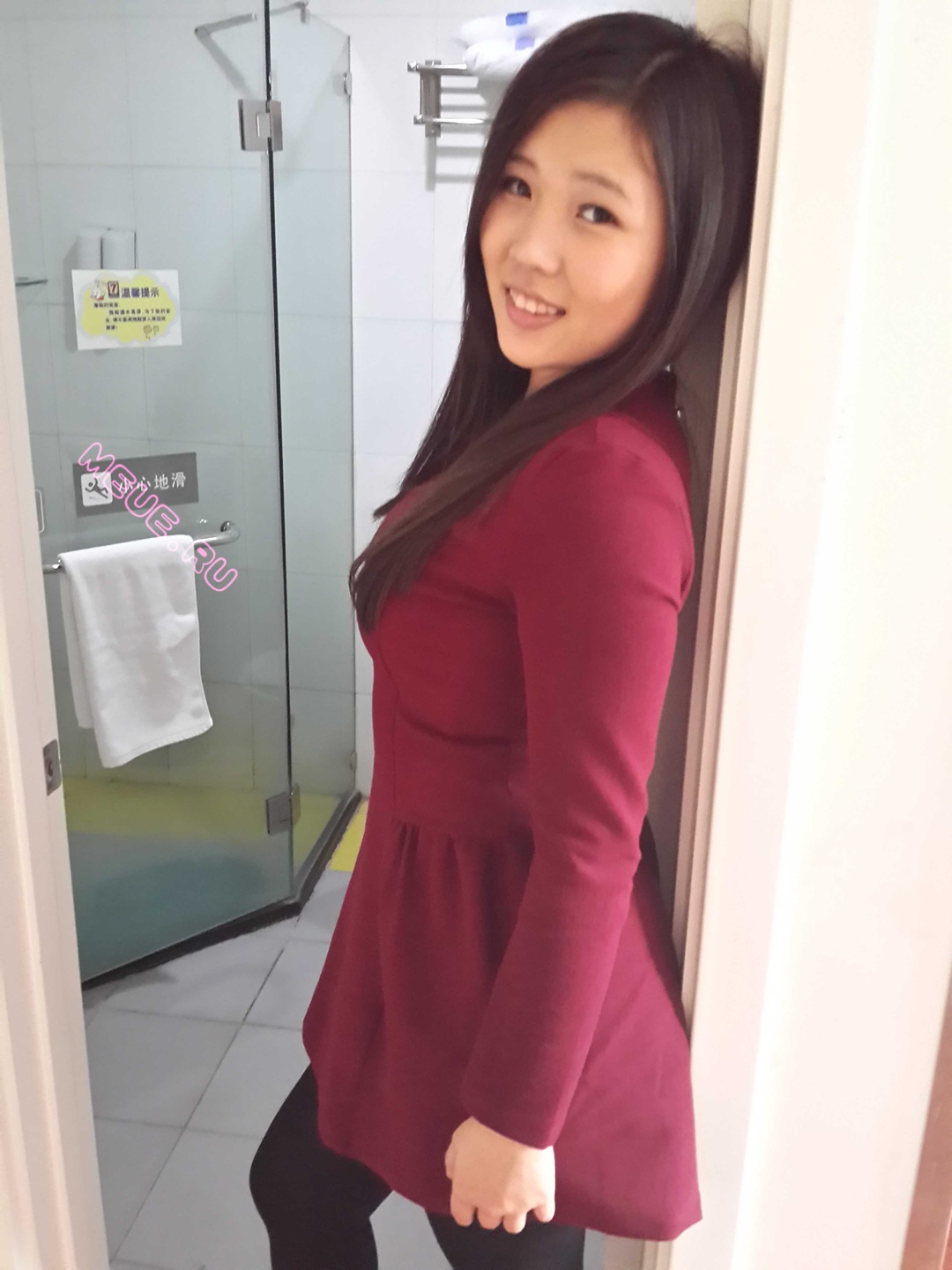 国模美美写真套图3套