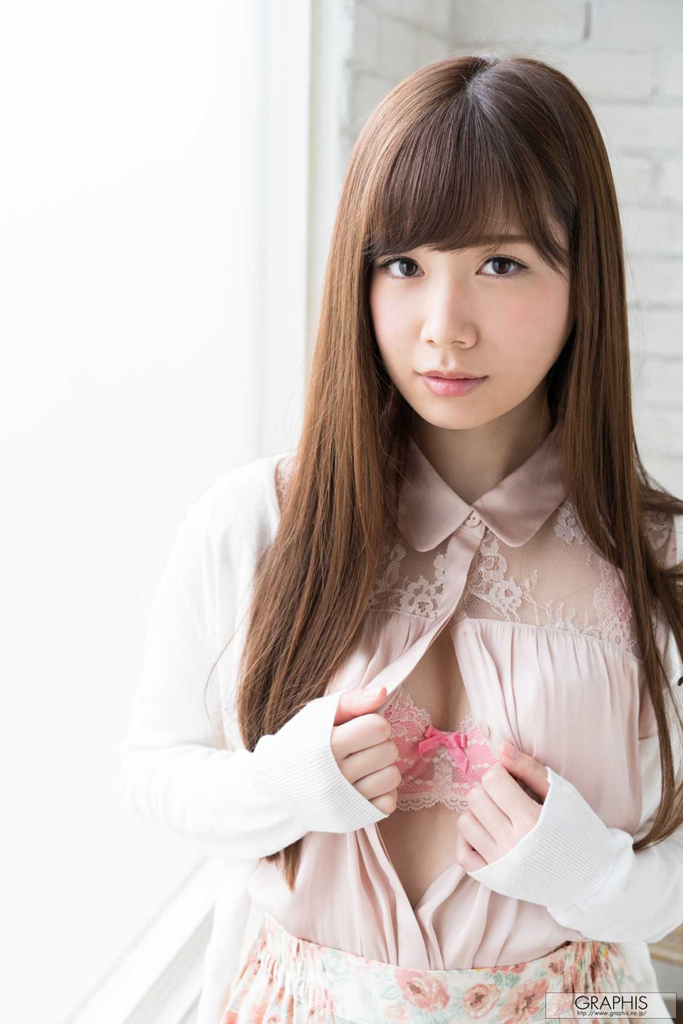 日系清纯女优 初脫ぎ娘 No.153 栗衣みい Mii Kurii