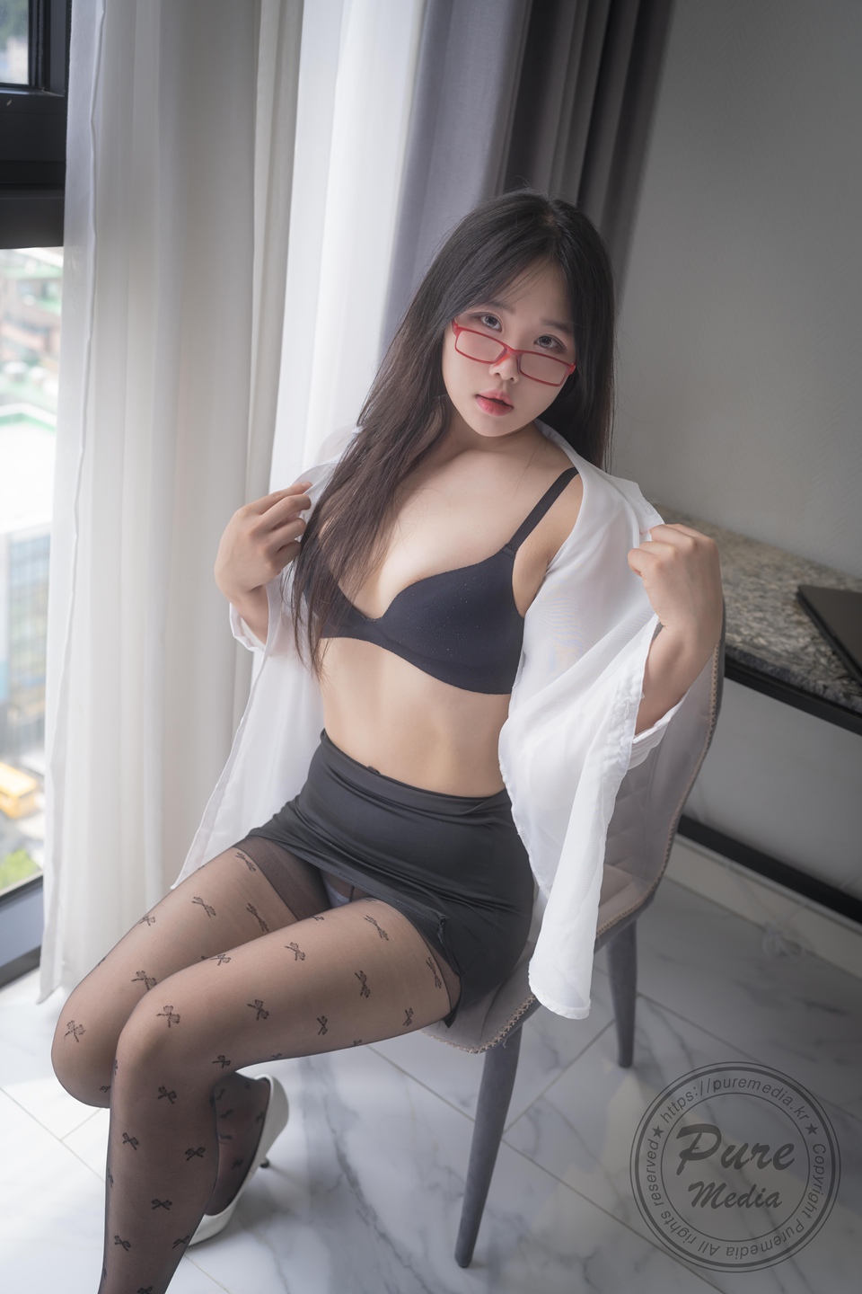 Pure Media 韩国美女模特 mine vol.252 经理是我的