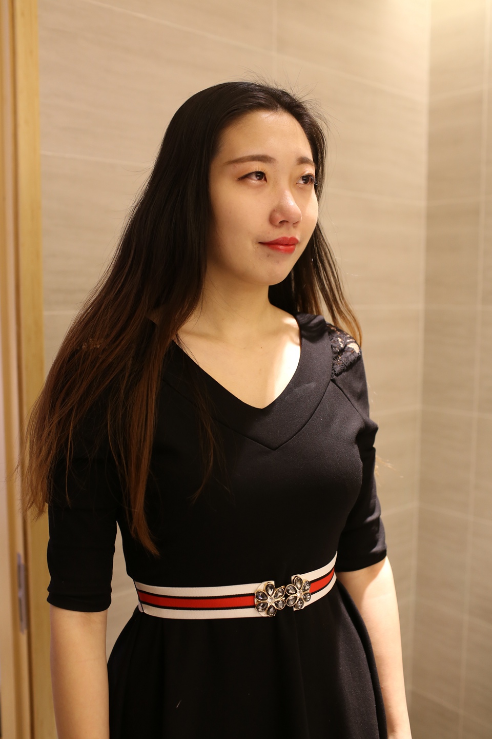 国模悦月大尺度人体艺术私拍写真套图 2017.12.27