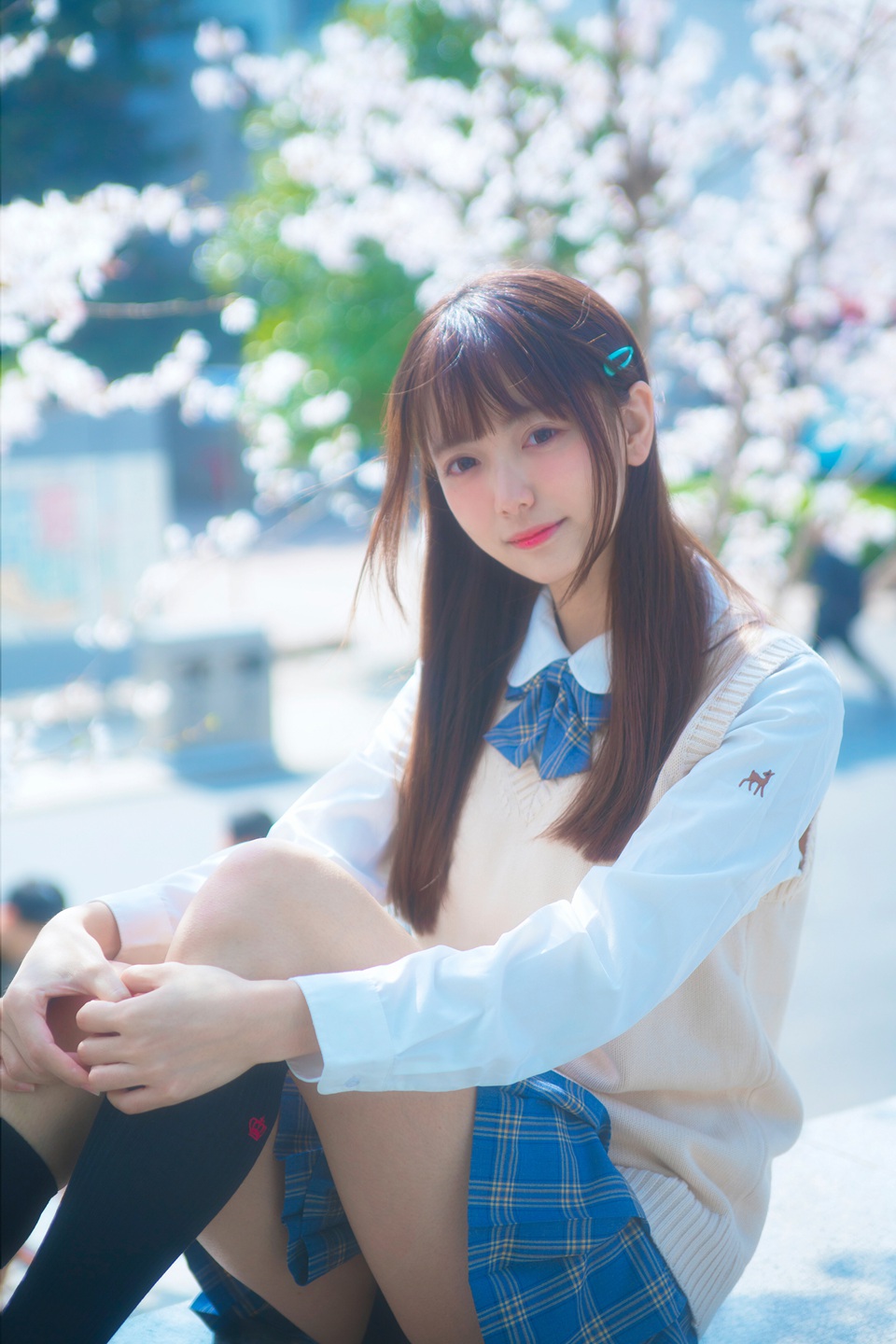 陆卿卿kyokyo，LO娘、小草莓、樱花与JK五套写真