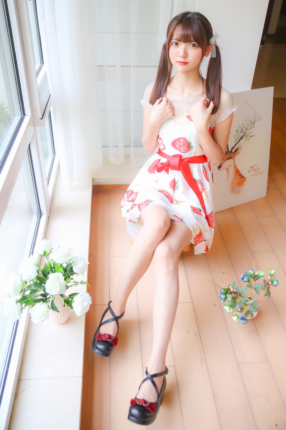 陆卿卿kyokyo，LO娘、小草莓、樱花与JK五套写真