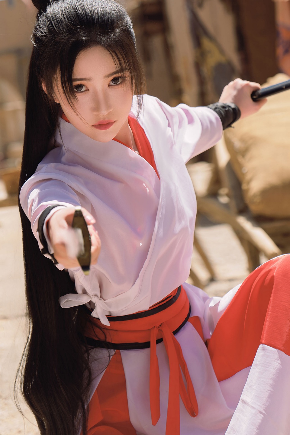 墨发三千丈：国模年年《青丝诀》视觉美学盛宴