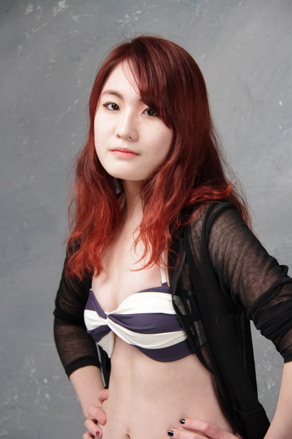 「韩系神颜」韩国模特菲林（志娜）绝美写真 - 樱桃唇×瓷白肌的视觉暴击