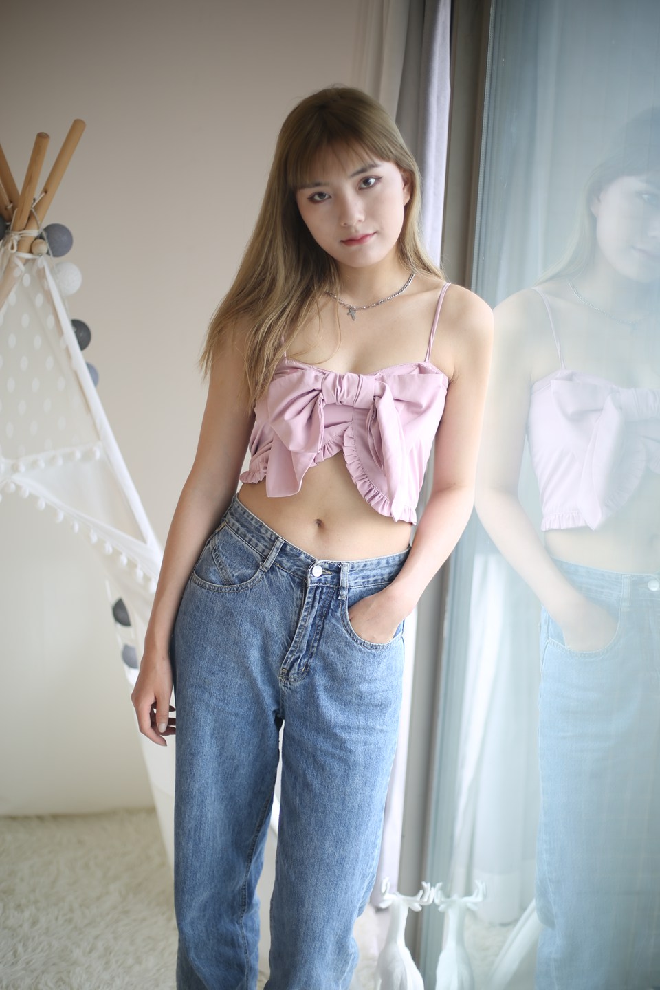 国模波妞 2020.05.16 无水印高清私拍写真 日系清新风格 粉色吊带与牛仔裤演绎青春活力