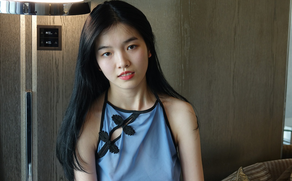 香奈儿酒店人像写真作品集 | 青春女孩私房写真 2021唯美光影艺术