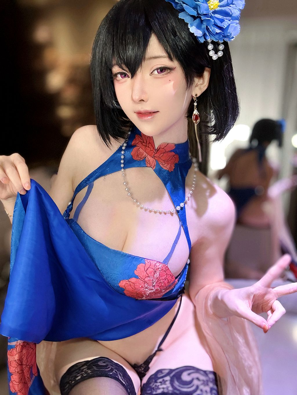 一小央泽唯美Cosplay写真——建武风格旗袍造型演绎东方古典魅力,展现精致妆造与极致气质