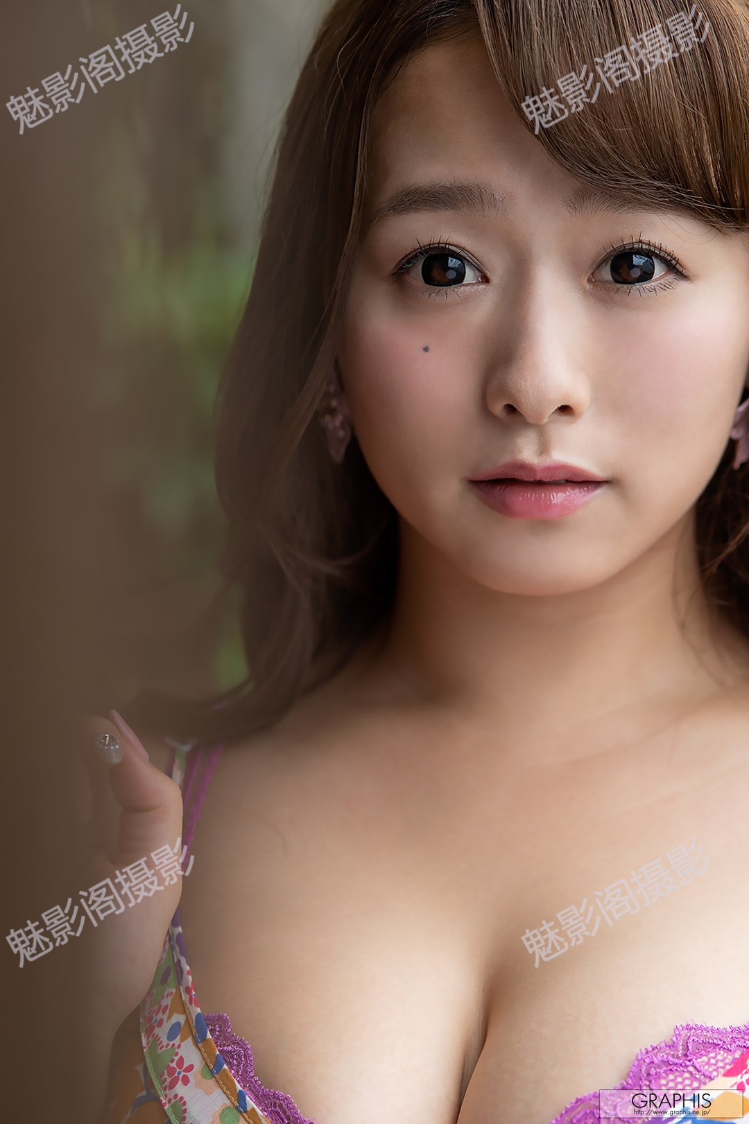 白石茉莉奈2018初夏特别篇《哇哦!》Graphis高清写真集:性感可爱日本美女花裙诱惑照全集欣赏与下载