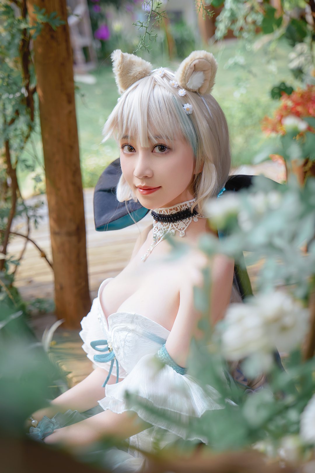 国模年年Nnian cosplay《原神》琳妮特NO.133 | 芭蕾猫猫造型 | 精致蕾丝礼服与渐变裙摆 | 原神角色还原大片